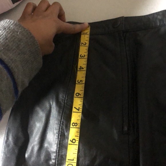 B B Dakota 100% Leather Skirt -Sz 7/ 8 - Picture 8 of 16